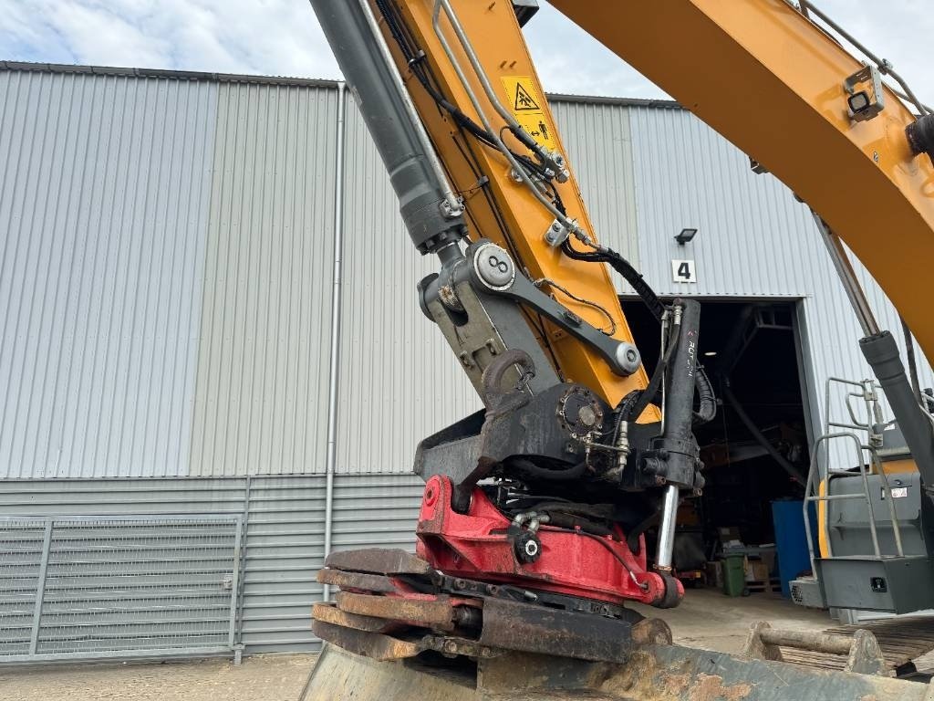 Bagger типа Liebherr R 926 LC, Gebrauchtmaschine в Vojens (Фотография 8)