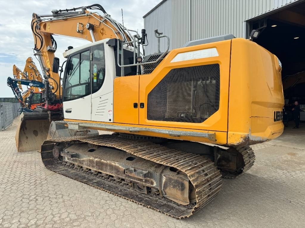 Bagger типа Liebherr R 926 LC, Gebrauchtmaschine в Vojens (Фотография 7)