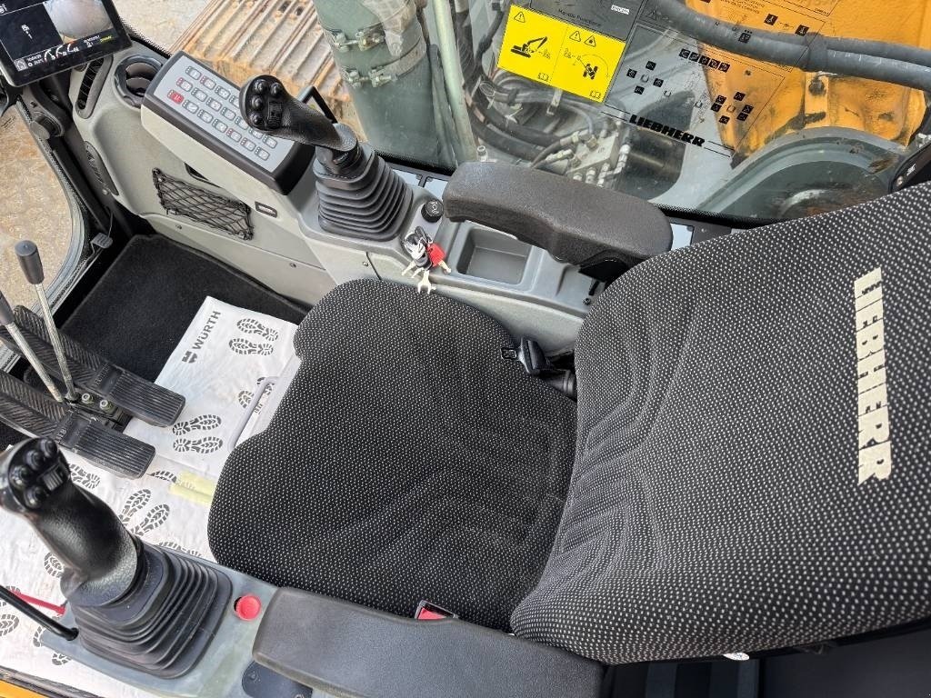 Bagger of the type Liebherr R 926, Gebrauchtmaschine in Vojens (Picture 17)