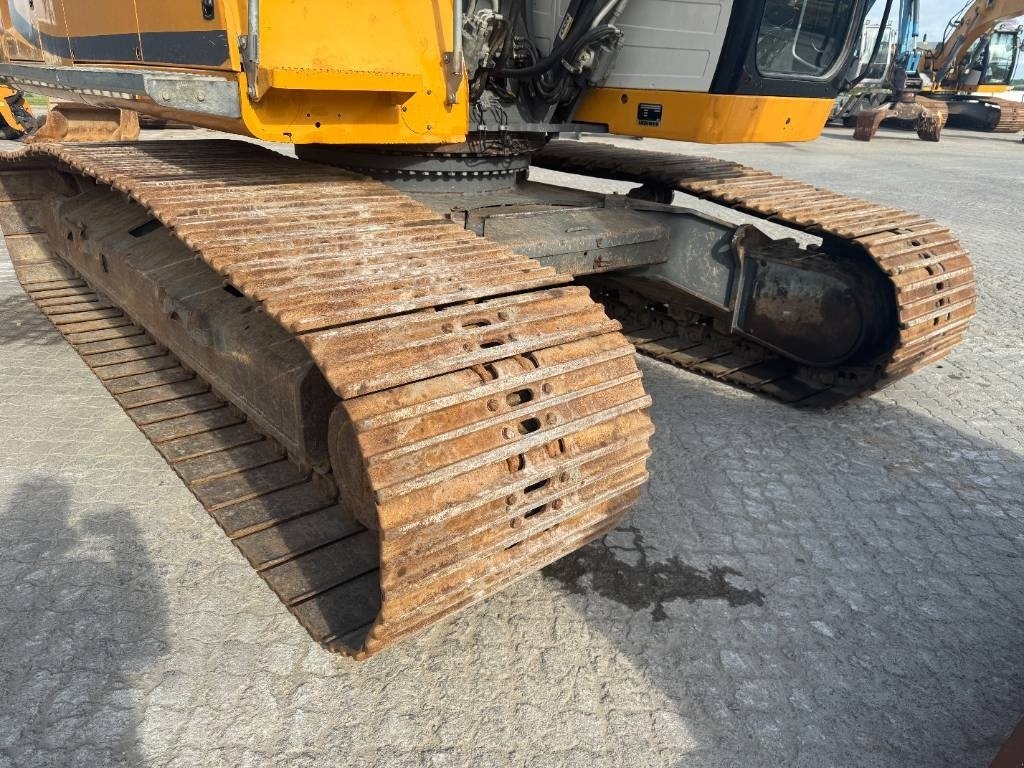 Bagger типа Liebherr R 946, Gebrauchtmaschine в Vojens (Фотография 17)