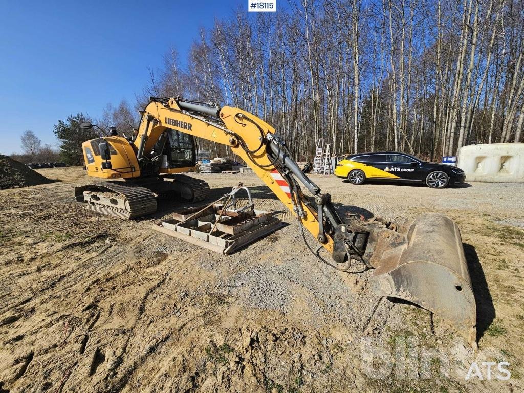 Bagger tipa Liebherr R914 Compact, Gebrauchtmaschine u Düsseldorf (Slika 2)