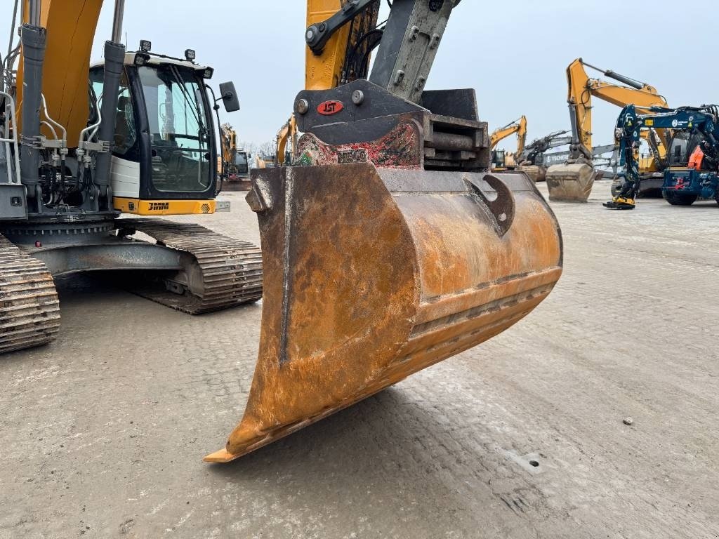 Bagger del tipo Liebherr R926, Gebrauchtmaschine en Vojens (Imagen 8)