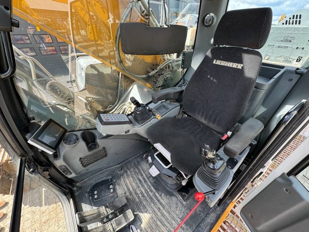 Bagger του τύπου Liebherr R945, Gebrauchtmaschine σε Vojens (Φωτογραφία 10)