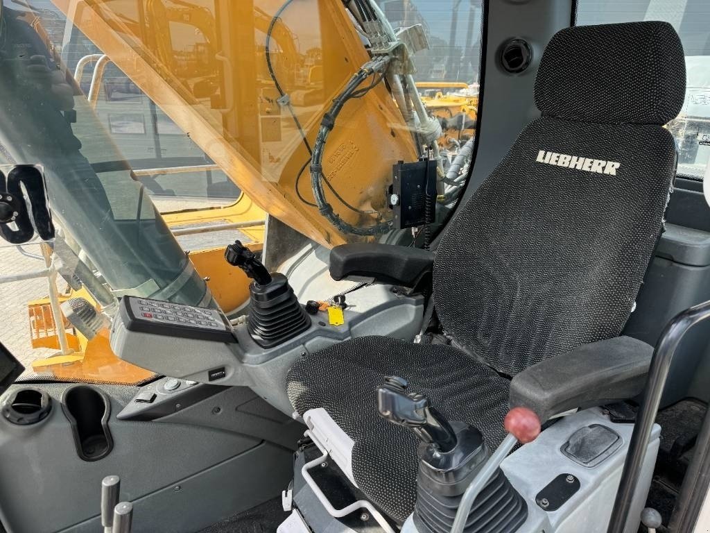 Bagger typu Liebherr R946 LC, Gebrauchtmaschine v Vojens (Obrázek 8)