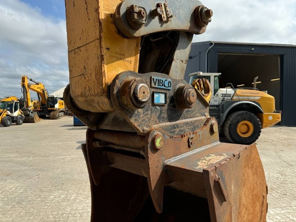Bagger typu Liebherr R946 LC, Gebrauchtmaschine v Vojens (Obrázek 13)
