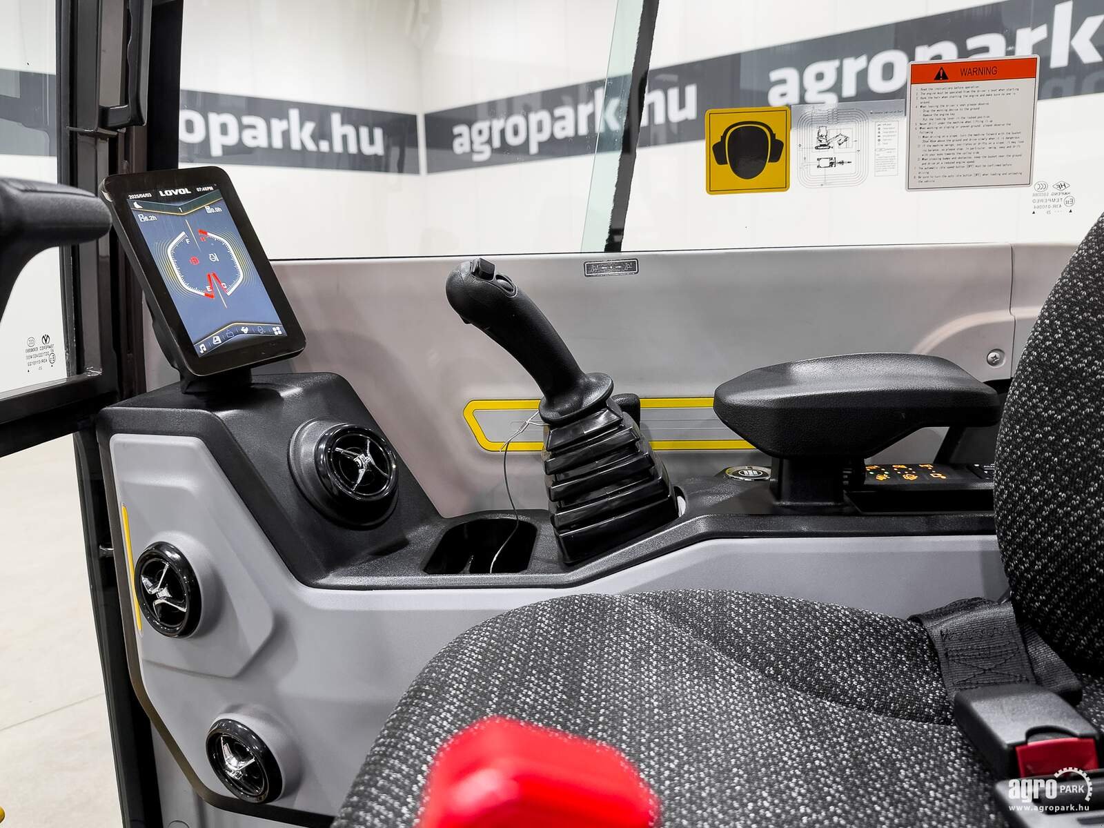 Bagger of the type LOVOL FR36F-u 5 years warranty, with Japanese main components, zero tail swing, Gebrauchtmaschine in Csengele (Picture 14)