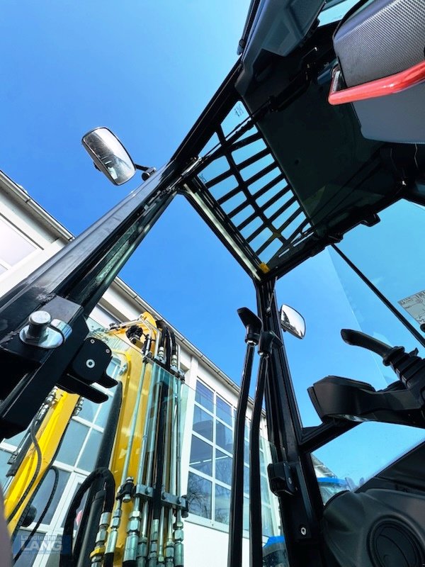 Bagger от тип New Holland E 25 C, Neumaschine в Rottenburg (Снимка 10)