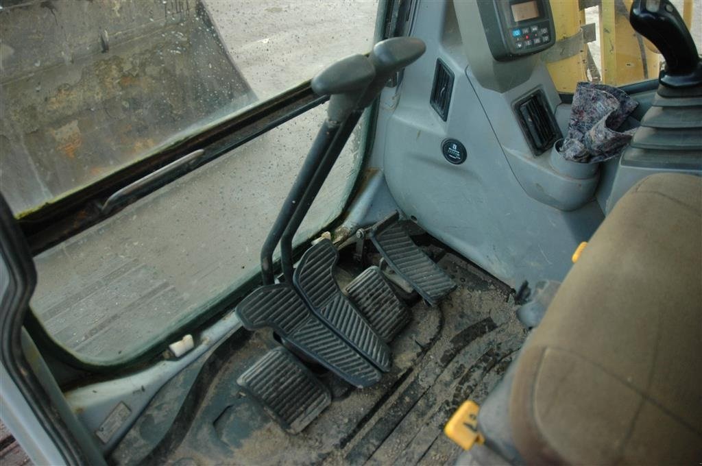 Bagger a típus New Holland E 265 LC, Gebrauchtmaschine ekkor: Roslev (Kép 24)