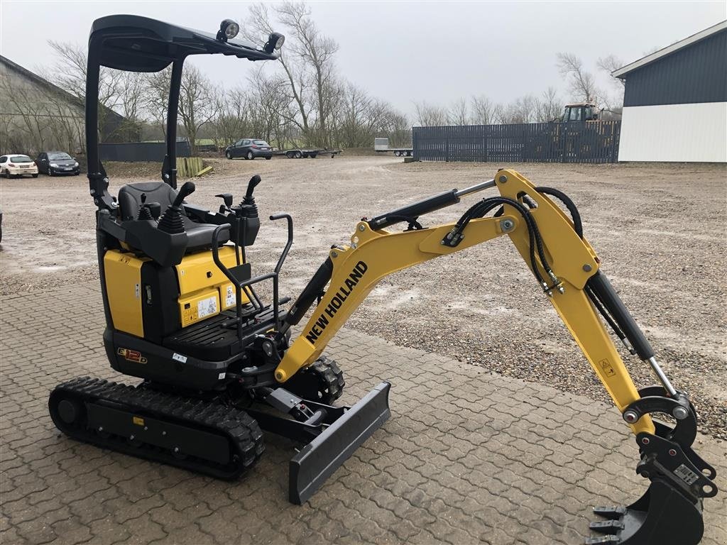 Bagger a típus New Holland E12D new holland nye minigraver på vej hjem, Gebrauchtmaschine ekkor: Holstebro (Kép 6)