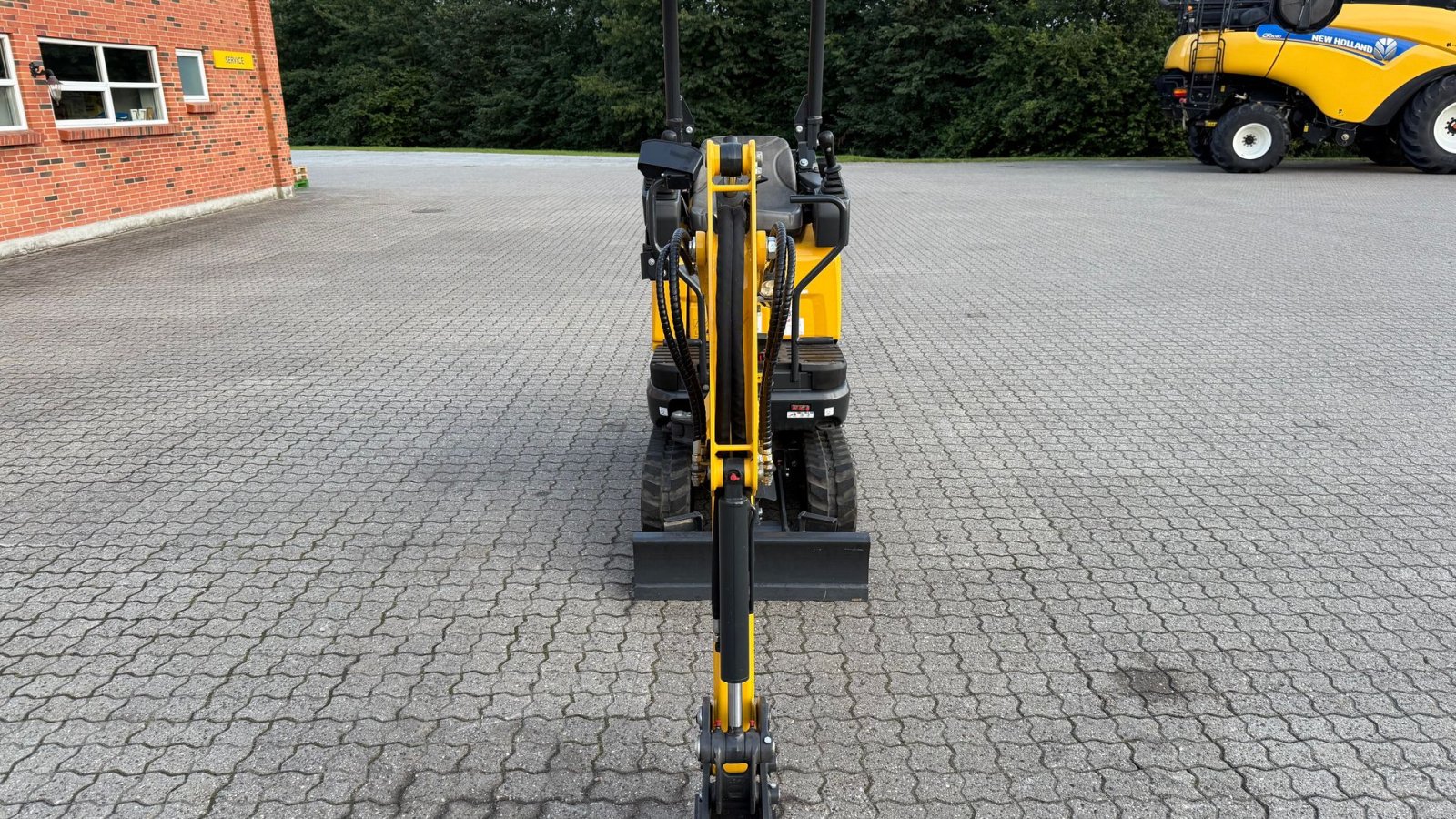 Bagger of the type New Holland E15X-electric, Gebrauchtmaschine in Gjerlev J. (Picture 3)