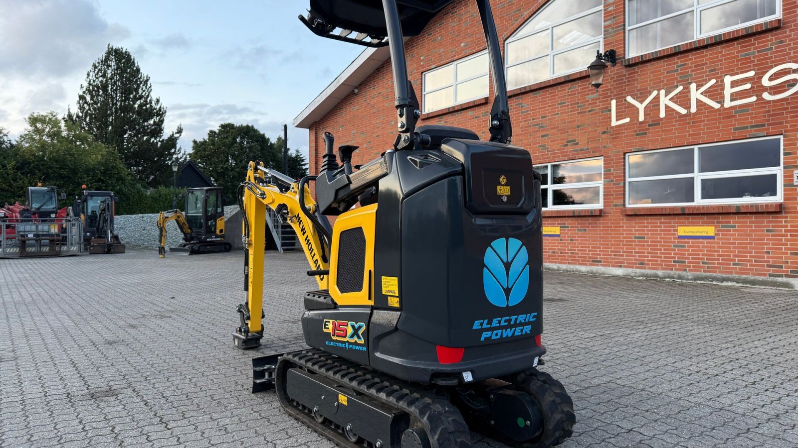 Bagger van het type New Holland E15X-electric, Gebrauchtmaschine in Gjerlev J. (Foto 8)