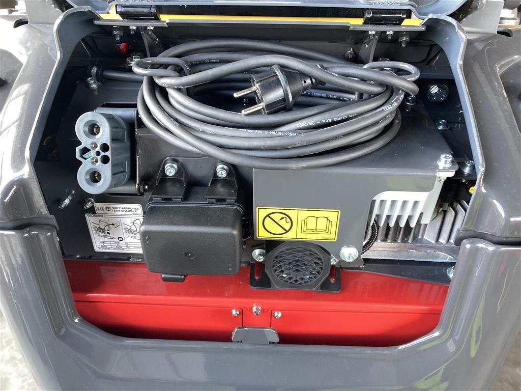 Bagger του τύπου New Holland E15x Elektrisk, Gebrauchtmaschine σε Roskilde (Φωτογραφία 4)