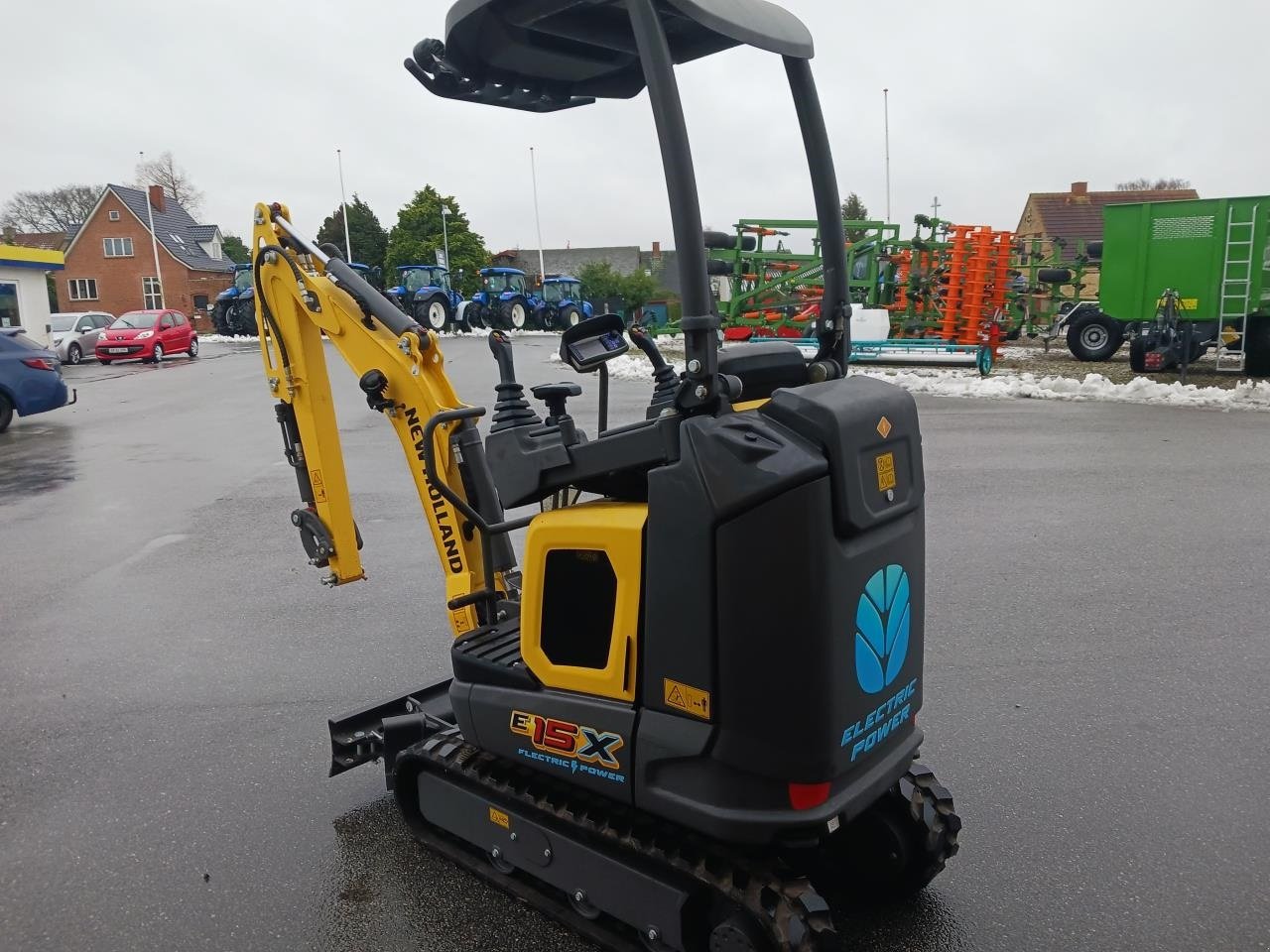 Bagger типа New Holland E15X ROLL-BAR, Gebrauchtmaschine в Maribo (Фотография 5)