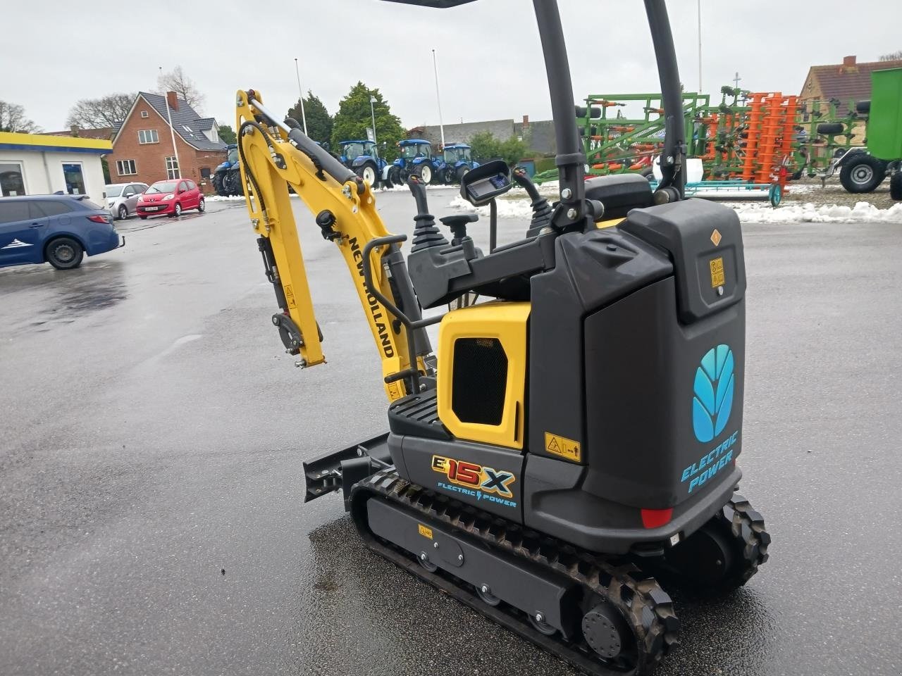 Bagger типа New Holland E15X ROLL-BAR, Gebrauchtmaschine в Maribo (Фотография 4)