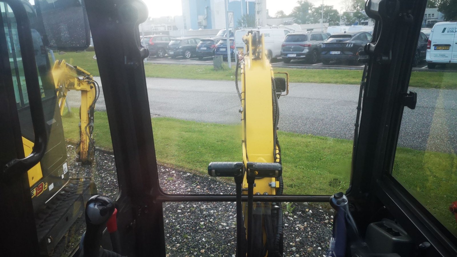 Bagger del tipo New Holland E19C, Gebrauchtmaschine en Glamsbjerg (Imagen 9)