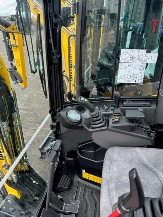 Bagger typu New Holland E19D CAB AG, Gebrauchtmaschine v Hadsten (Obrázok 4)