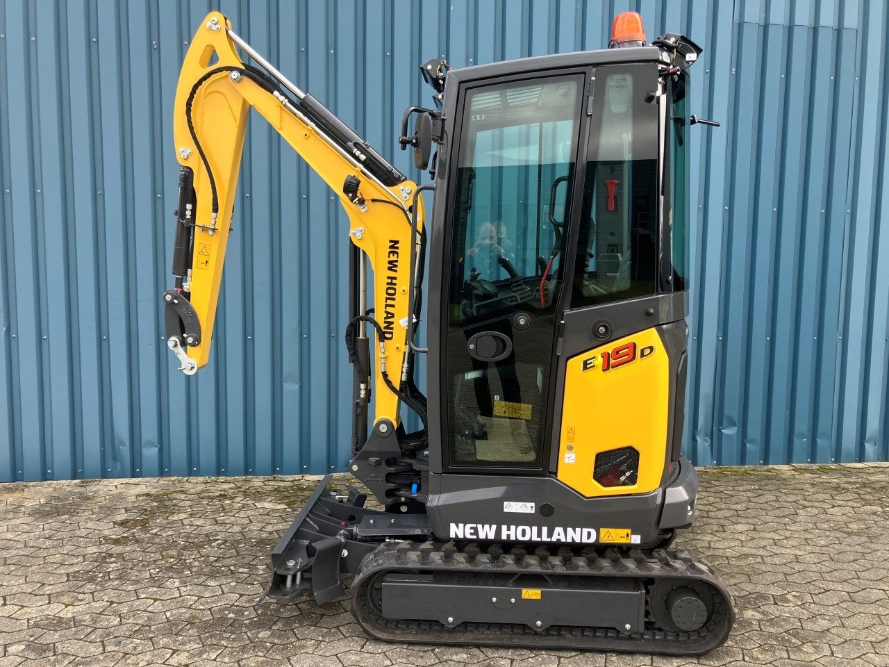 Bagger типа New Holland E19D minigraver, Gebrauchtmaschine в Viborg (Фотография 1)