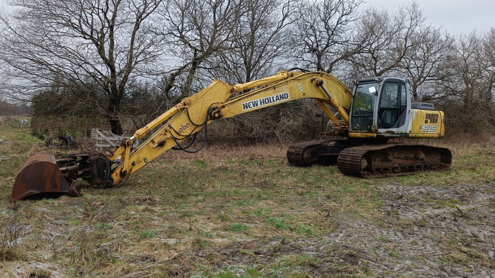 Bagger van het type New Holland E215, Gebrauchtmaschine in Egtved (Foto 5)
