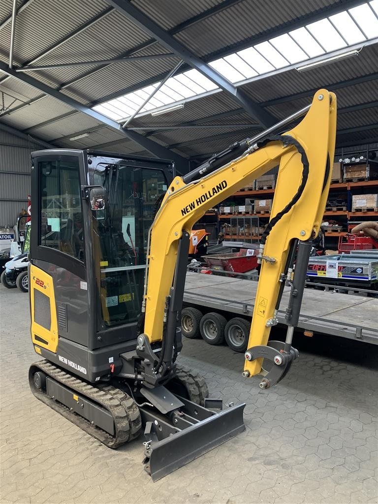 Bagger typu New Holland E22D Cab AG Fabriksny, Gebrauchtmaschine v Glamsbjerg (Obrázek 2)