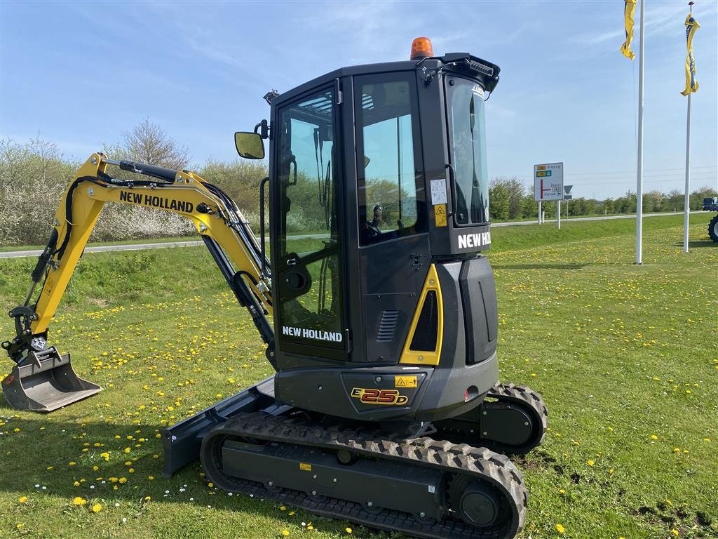 Bagger typu New Holland E25D, Gebrauchtmaschine v Holstebro (Obrázek 3)