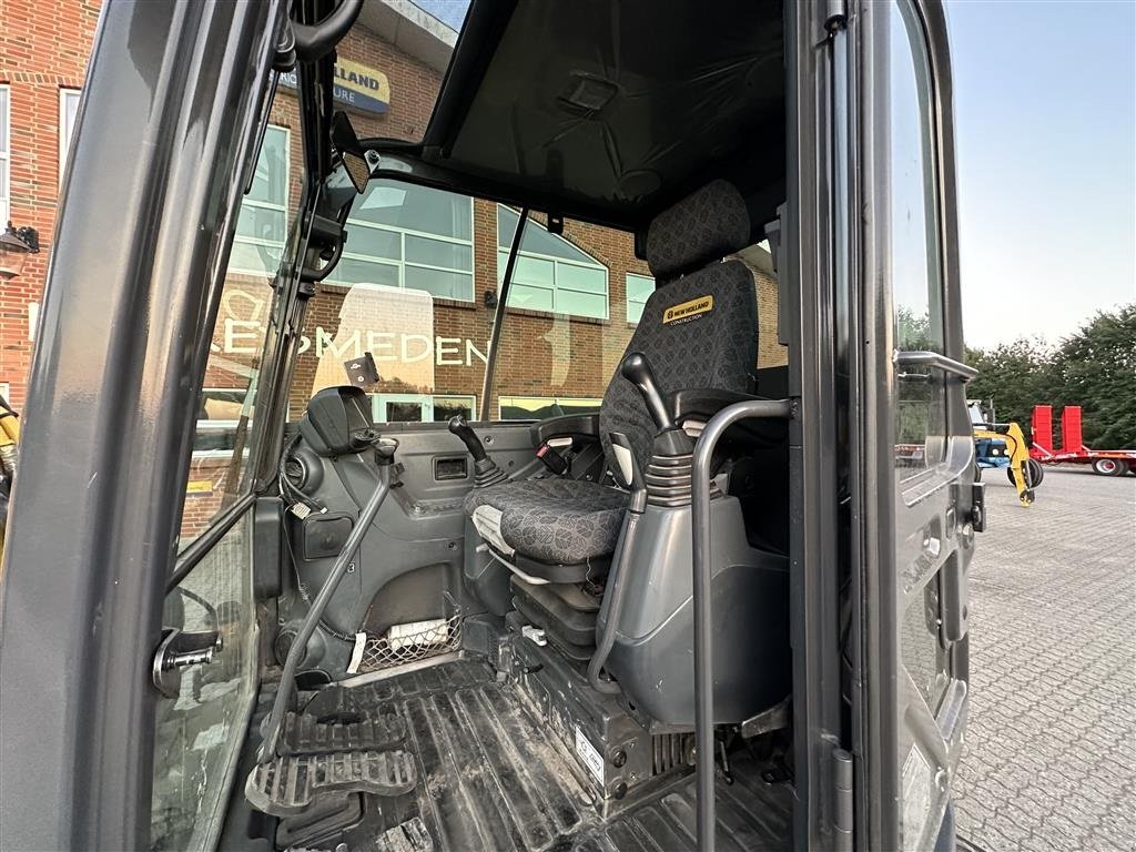 Bagger типа New Holland E60C, Gebrauchtmaschine в Gjerlev J. (Фотография 19)