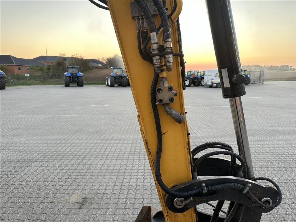 Bagger типа New Holland E60C, Gebrauchtmaschine в Gjerlev J. (Фотография 14)