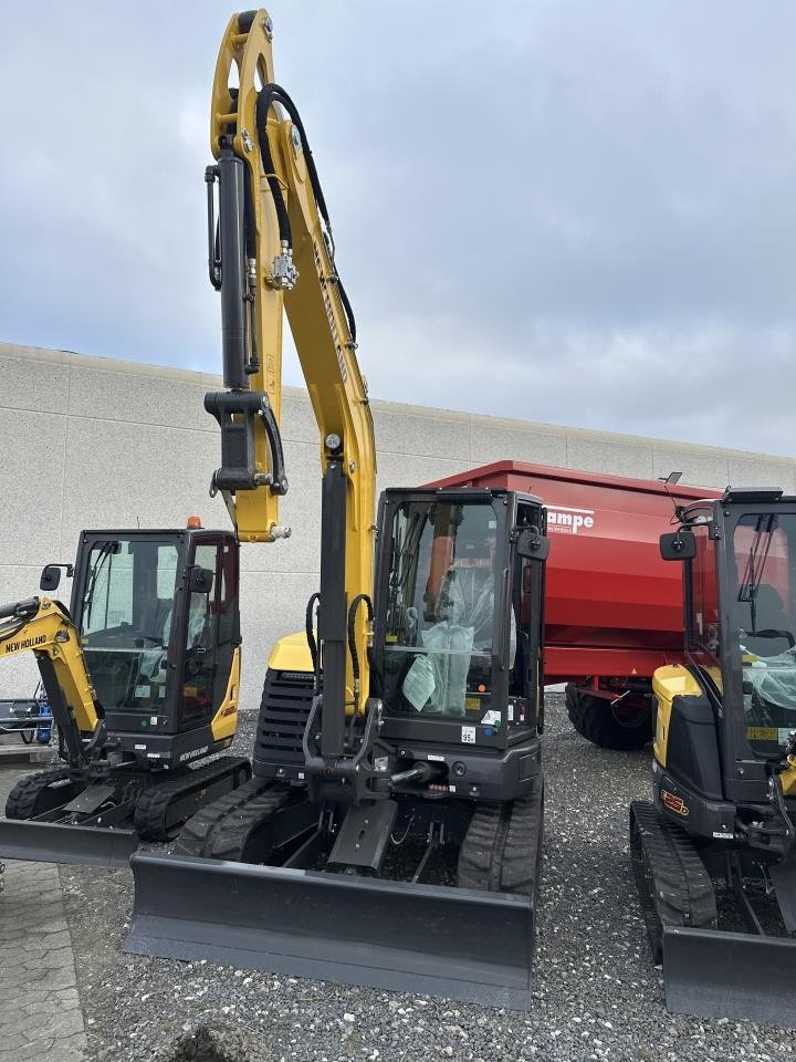 Bagger typu New Holland E60D CAB, Gebrauchtmaschine v Hadsten (Obrázek 1)
