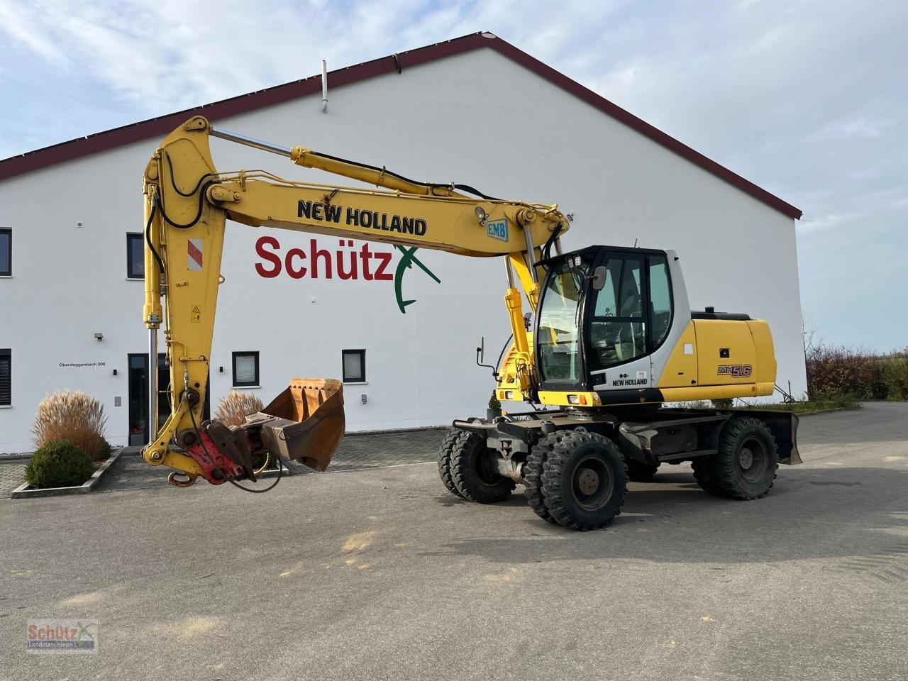 Bagger of the type New Holland MH 5.6 inkl. Grabenlöffel, Tieflöffel, Gebrauchtmaschine in Schierling (Picture 2)