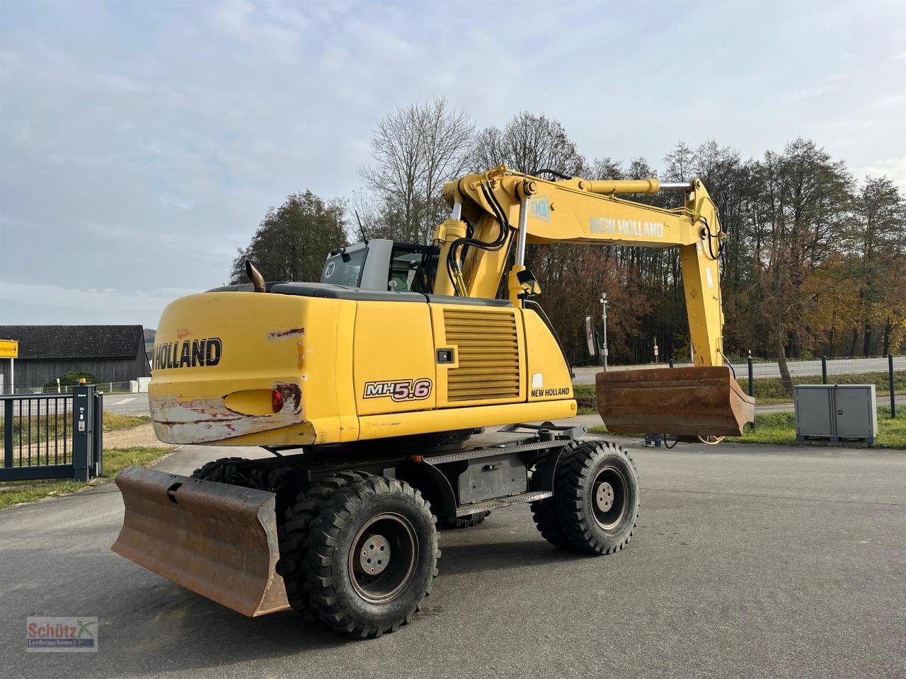 Bagger of the type New Holland MH 5.6 inkl. Grabenlöffel, Tieflöffel, Gebrauchtmaschine in Schierling (Picture 5)