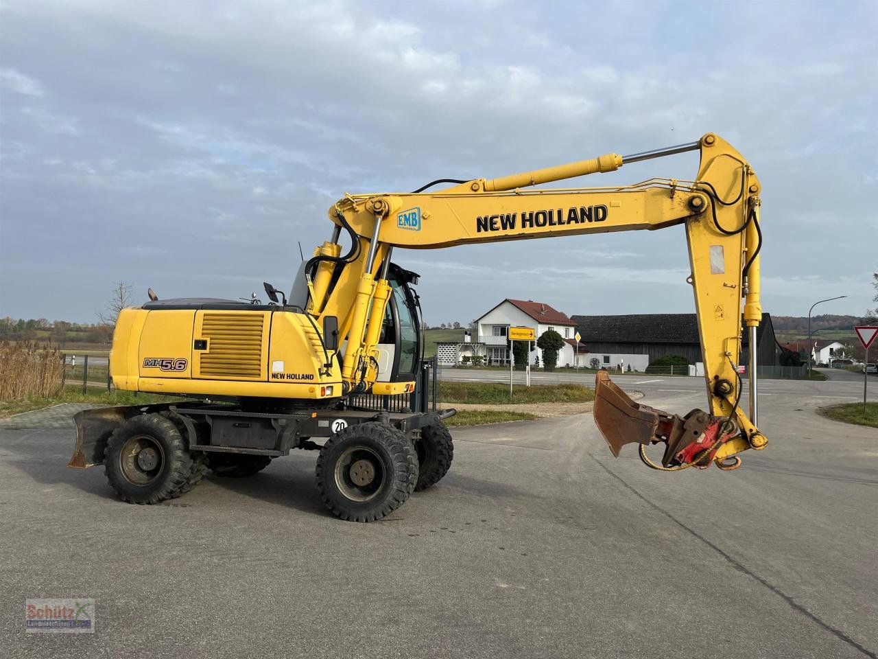 Bagger of the type New Holland MH 5.6 inkl. Grabenlöffel, Tieflöffel, Gebrauchtmaschine in Schierling (Picture 7)