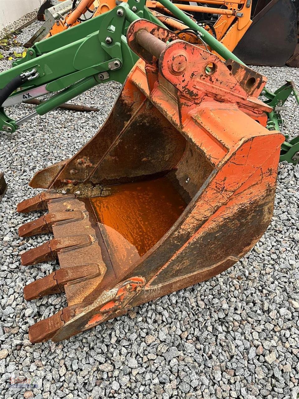 Bagger of the type New Holland MH 5.6 inkl. Grabenlöffel, Tieflöffel, Gebrauchtmaschine in Schierling (Picture 15)