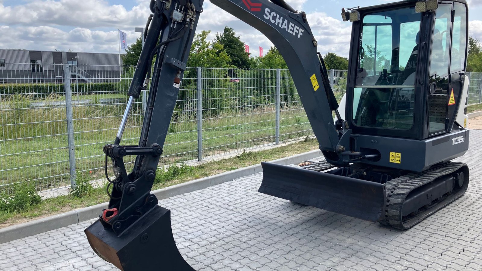 Bagger of the type Schaeff TC35-2, Gebrauchtmaschine in Horsens (Picture 4)