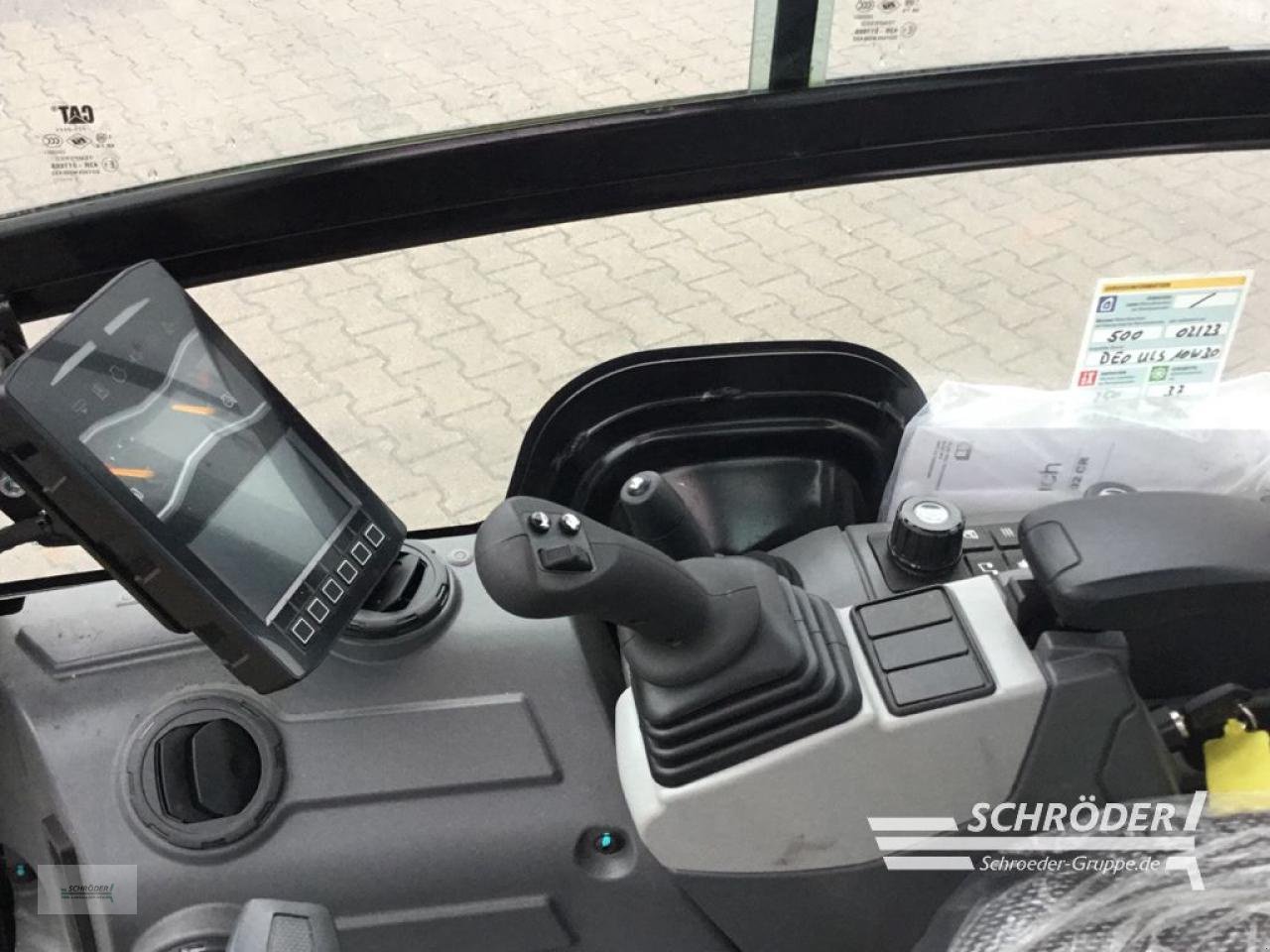 Bagger του τύπου Sonstige 302 CR, Neumaschine σε Ahlerstedt (Φωτογραφία 8)