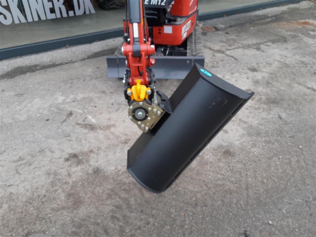 Bagger типа Sonstige M12  1250 kg graver, Gebrauchtmaschine в Rødekro (Фотография 2)