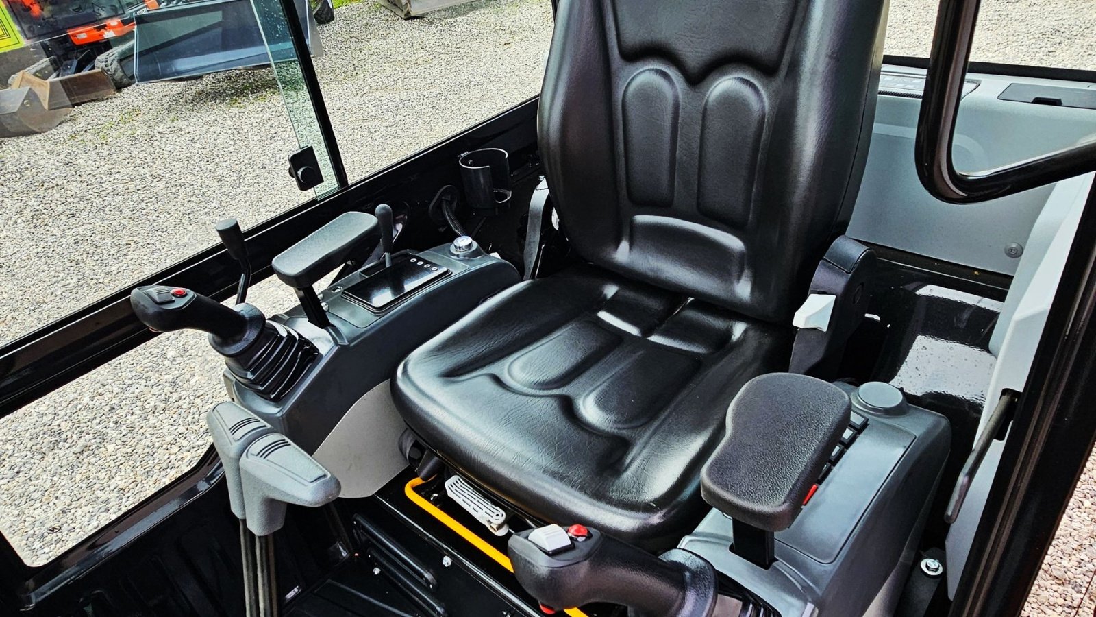 Bagger of the type Sonstige M20 / fabriksny / Yanmar motor / skovlsæt, Gebrauchtmaschine in Arden (Picture 13)