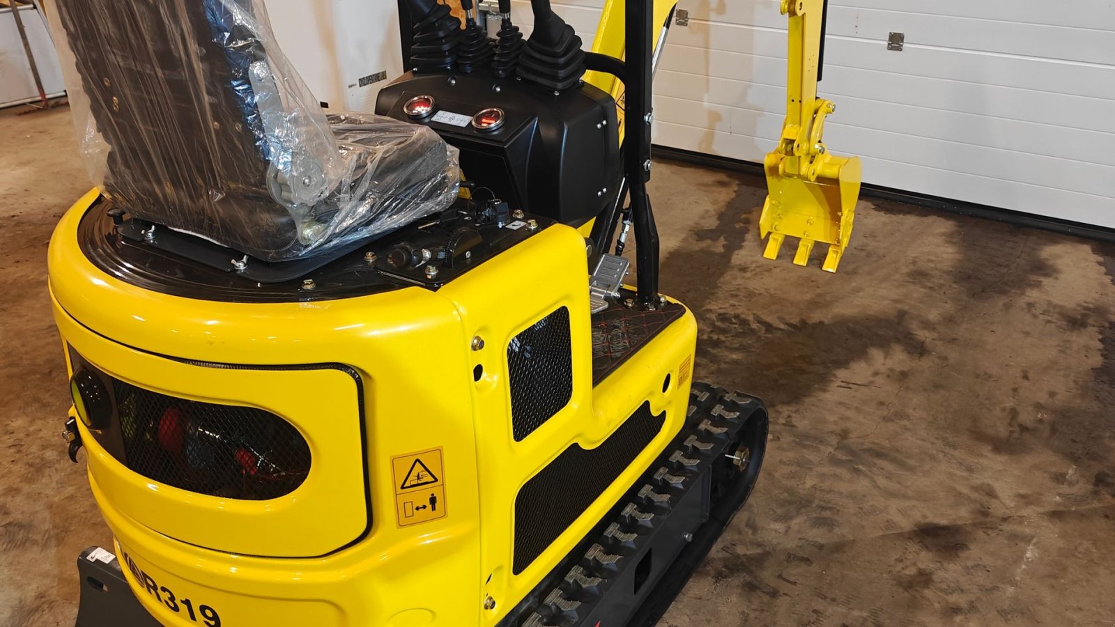 Bagger del tipo Sonstige R319, Gebrauchtmaschine In Vejen (Immagine 3)