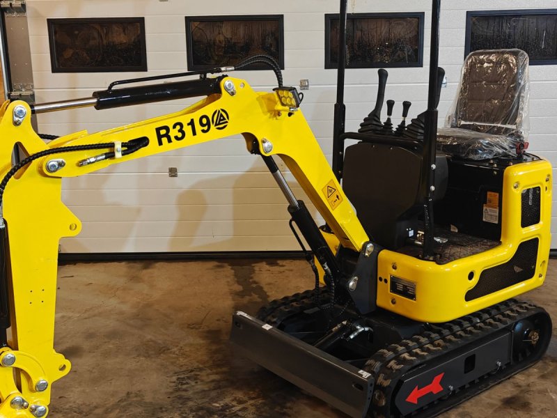 Bagger типа Sonstige R319, Gebrauchtmaschine в Vejen (Фотография 1)
