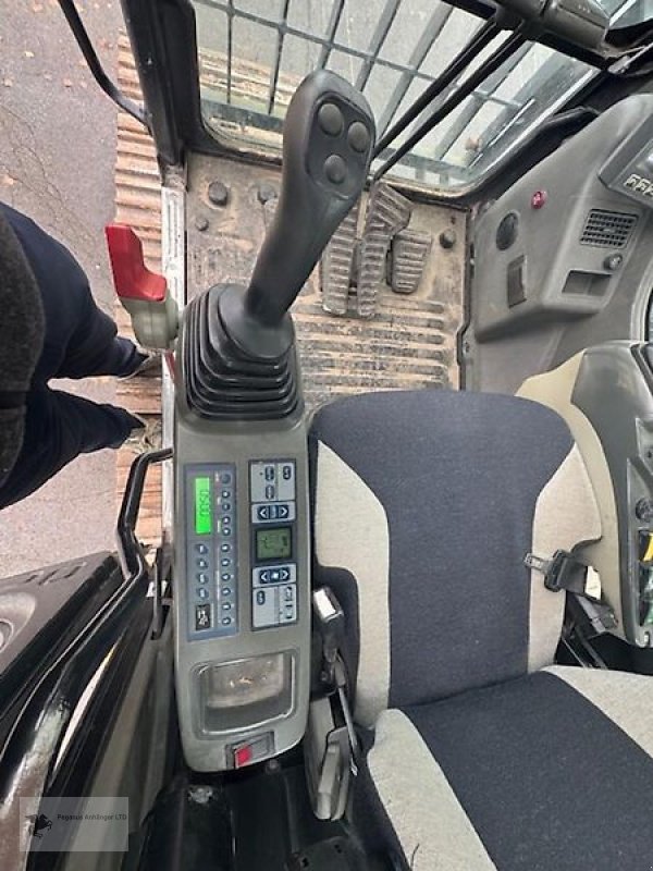 Bagger του τύπου Sonstige SY 215 LC Kettenbagger Bagger CW 40 hydraulisch, Gebrauchtmaschine σε Gevelsberg (Φωτογραφία 16)