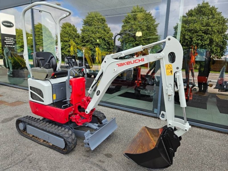 Bagger del tipo Takeuchi TB 210, Gebrauchtmaschine In Fårevejle (Immagine 1)
