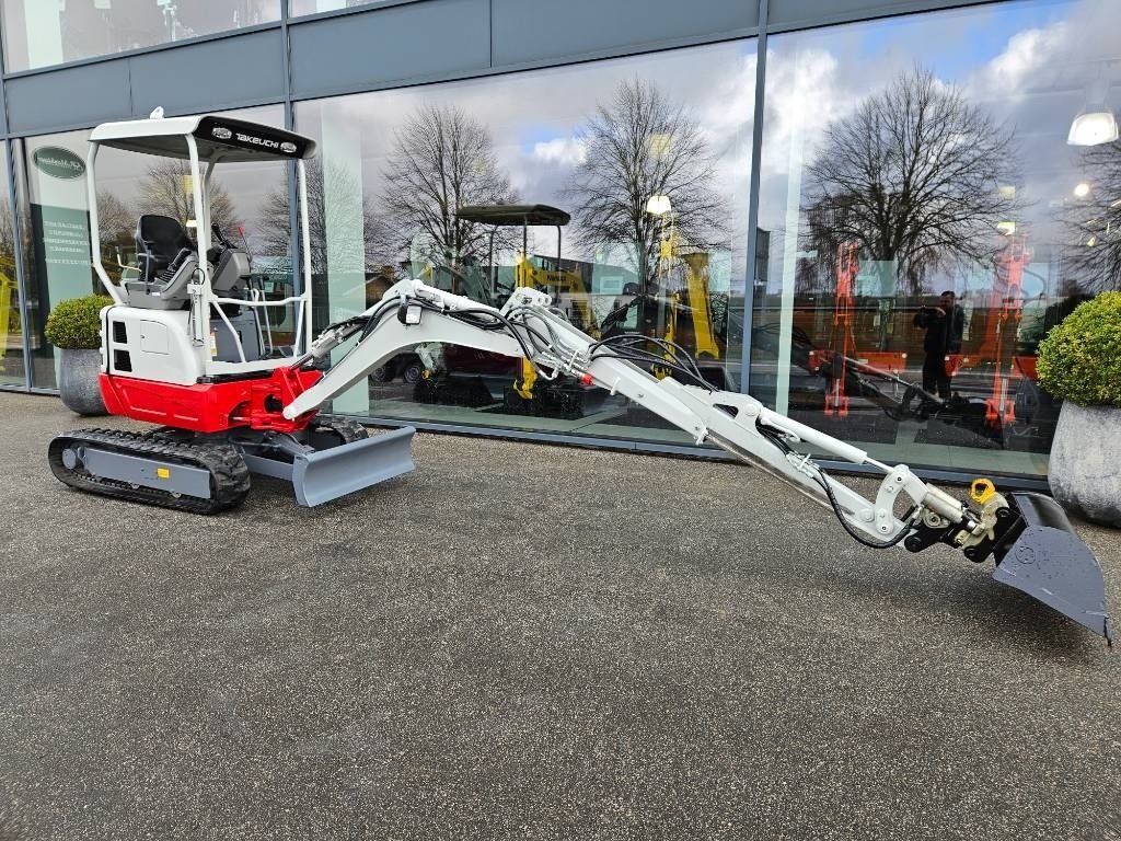 Bagger Türe ait Takeuchi TB 215 R, Gebrauchtmaschine içinde Fårevejle (resim 4)