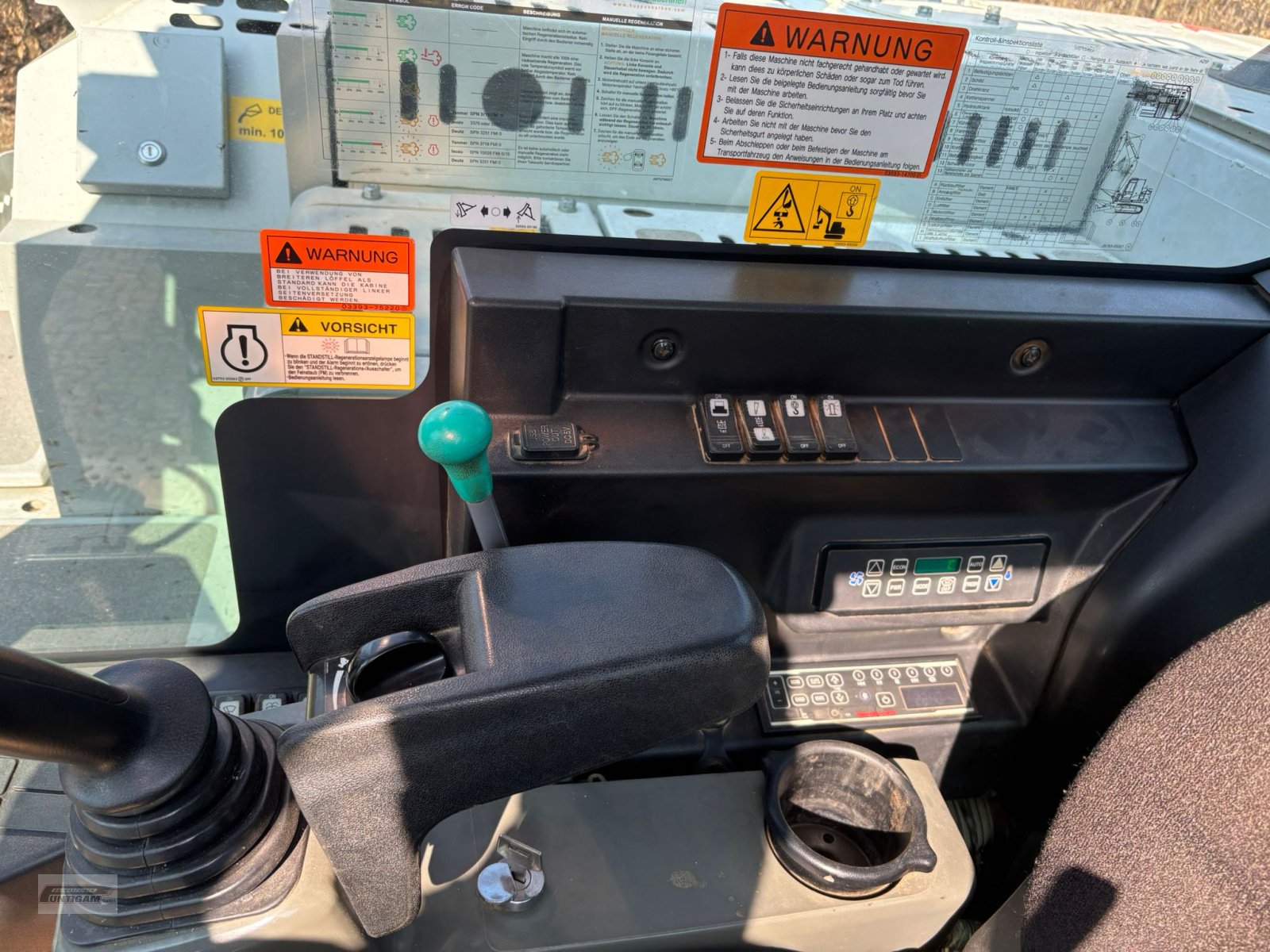 Bagger typu Takeuchi TB 2150, Gebrauchtmaschine w Deutsch - Goritz (Zdjęcie 16)