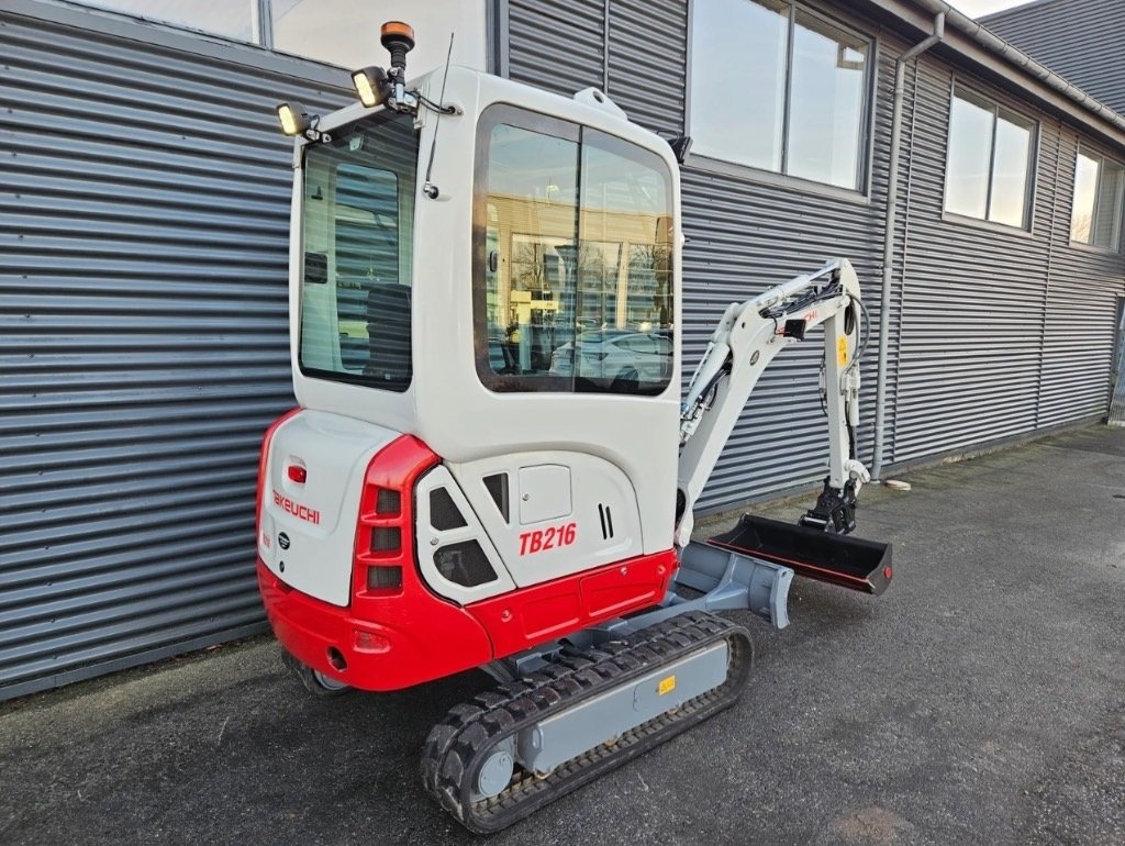 Bagger of the type Takeuchi TB 216, Gebrauchtmaschine in Fårevejle (Picture 3)