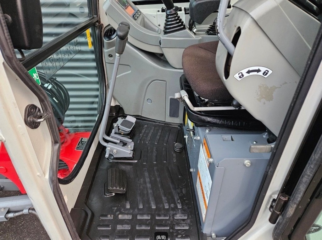 Bagger типа Takeuchi TB 225, Gebrauchtmaschine в Fårevejle (Фотография 8)