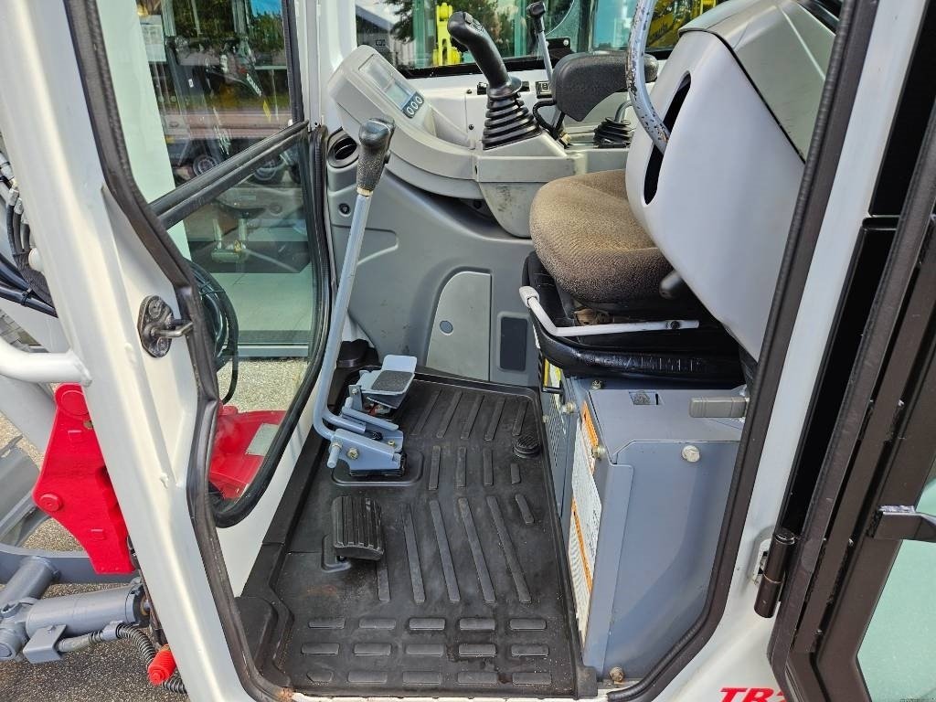 Bagger des Typs Takeuchi TB 225, Gebrauchtmaschine in Fårevejle (Bild 8)