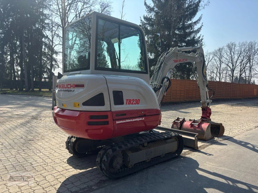 Bagger del tipo Takeuchi TB 230, Gebrauchtmaschine In Deutsch - Goritz (Immagine 8)
