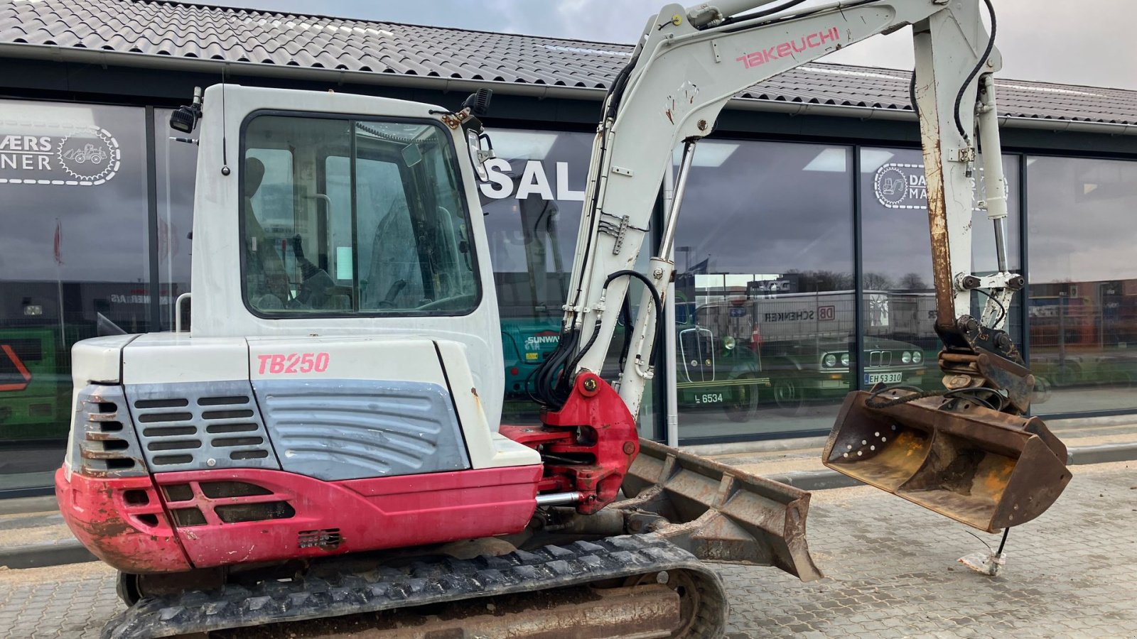 Bagger za tip Takeuchi TB 250 Takeuchi TB250, Gebrauchtmaschine u Horsens (Slika 3)