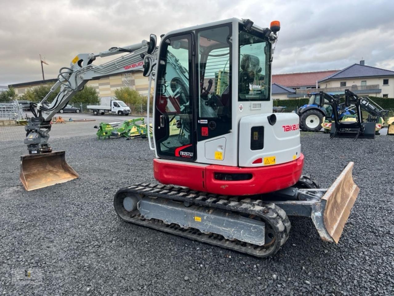 Bagger del tipo Takeuchi TB 257 FR V1, Gebrauchtmaschine In Neuhof - Dorfborn (Immagine 4)