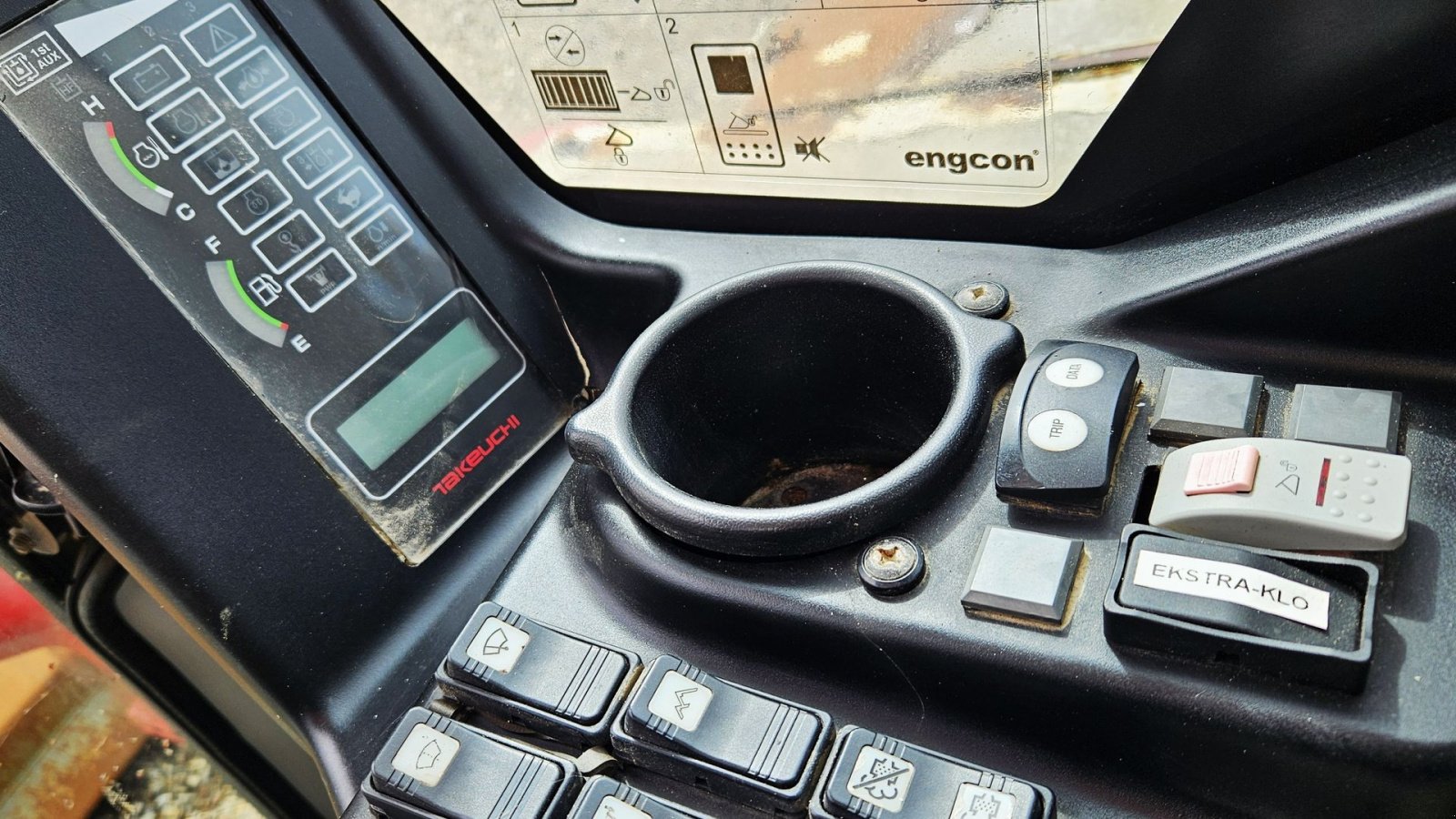 Bagger des Typs Takeuchi TB1140 Serie 2 / årgang 2014 / med skovlsæt / 6300 timer, Gebrauchtmaschine in Arden (Bild 18)