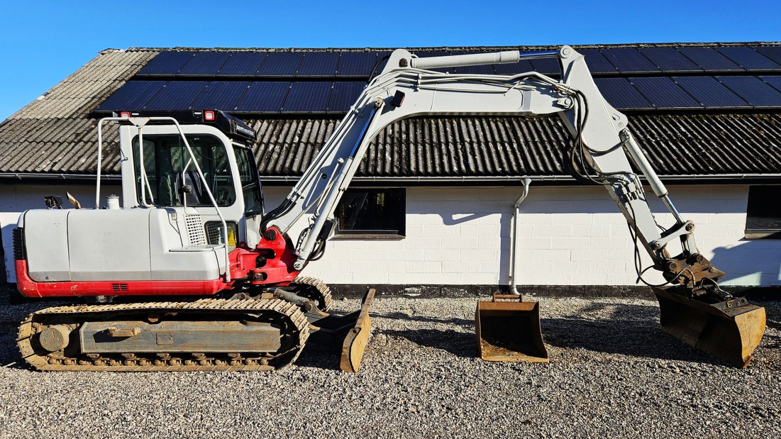 Bagger a típus Takeuchi TB175 / pæn 8 tons maskine / nyere undervogn / dobbelt udtag / skovlsæt, Gebrauchtmaschine ekkor: Arden (Kép 1)