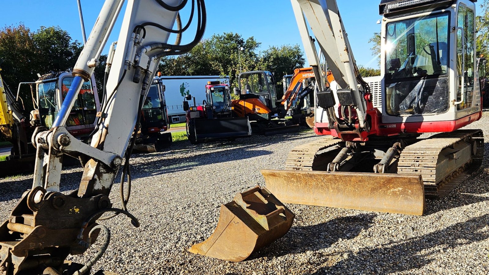 Bagger a típus Takeuchi TB175 / pæn 8 tons maskine / nyere undervogn / dobbelt udtag / skovlsæt, Gebrauchtmaschine ekkor: Arden (Kép 4)